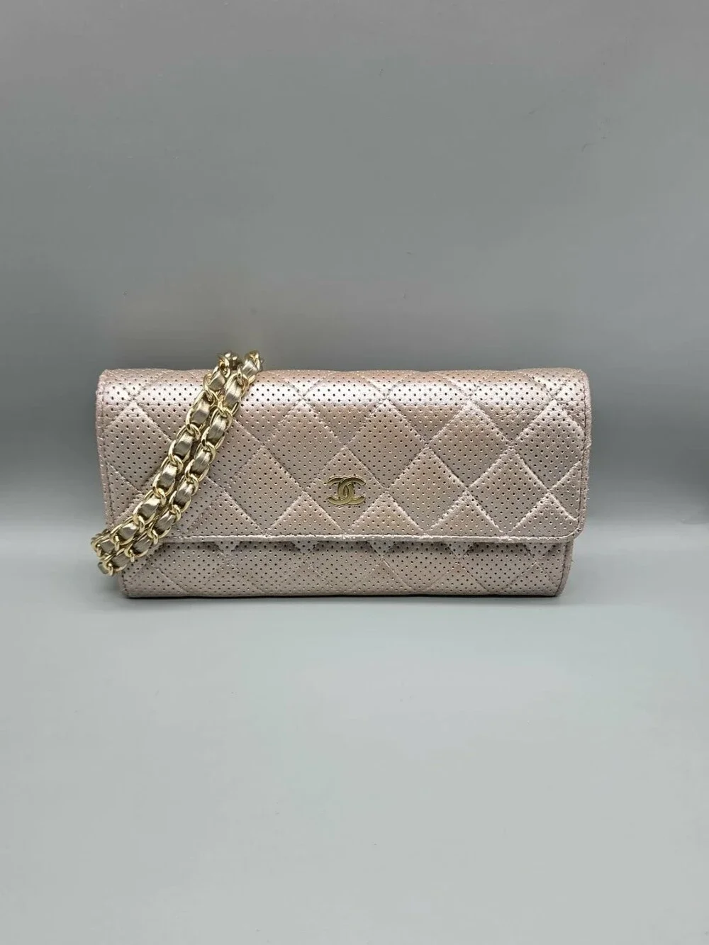 CHANEL 🩷100% authentic